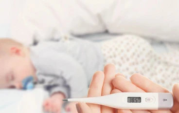 📌 كيفية التعامل مع الحرارة والتشنج الحراري لدى الأطفال: دليل شامل للأهالي لحماية أطفالهم