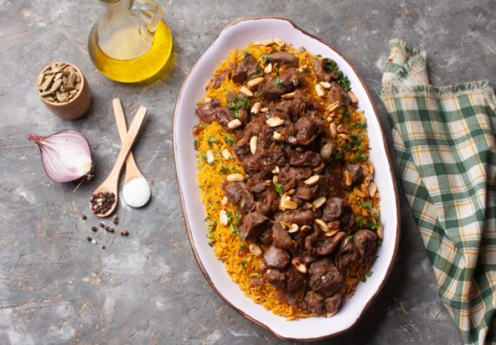 🍚 طريقة عمل الأرز بالكبد والقوانص: وصفة مصرية شهية بطعم لا يقاوم