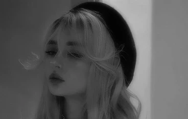 "أسرار الأناقة: كيف تبنين ستايل يعكسك بصدق؟"