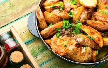 🍗🔥 طريقة عمل تبسي الدجاج بالبطاطس – وصفة عراقية لذيذة بنكهة غنية