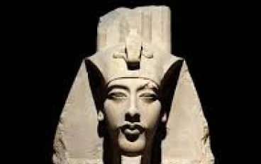 إخناتون: الفرعون الثائر وموحد الإله