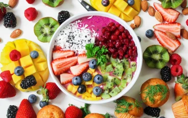 دليل شامل للتغذية الصحية: كيف تبني نظامًا غذائيًا متوازنًا يحافظ على صحتك مدى الحياة؟