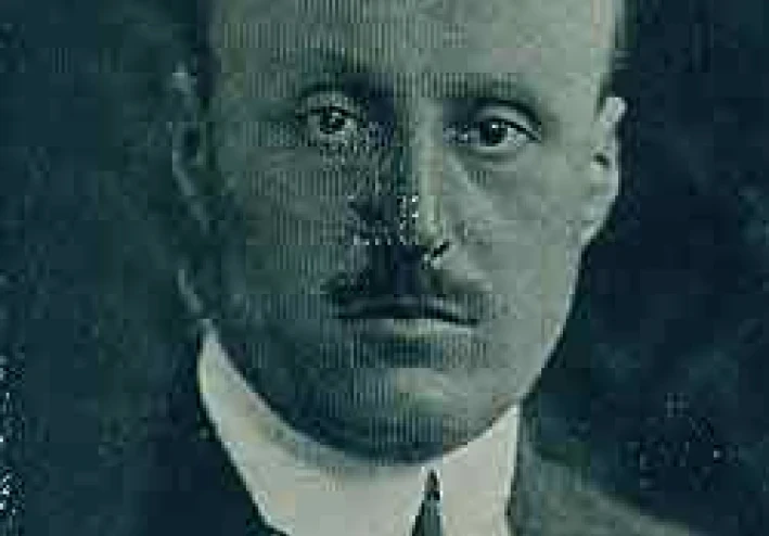 لويجي ألبيرتيني بين الصحافة والسلطة: كيف أثّر على قرار دخول إيطاليا الحرب؟