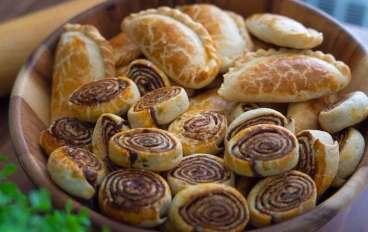 الكليجة… حلوى عربية أصيلة تجمع بين التراث والنكهة الفريدة