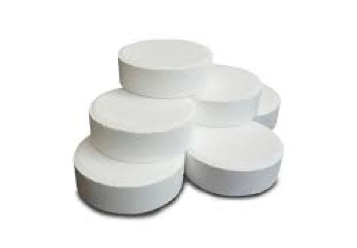 دليل أسعار كلور حمامات السباحة: مقارنة بين الأنواع