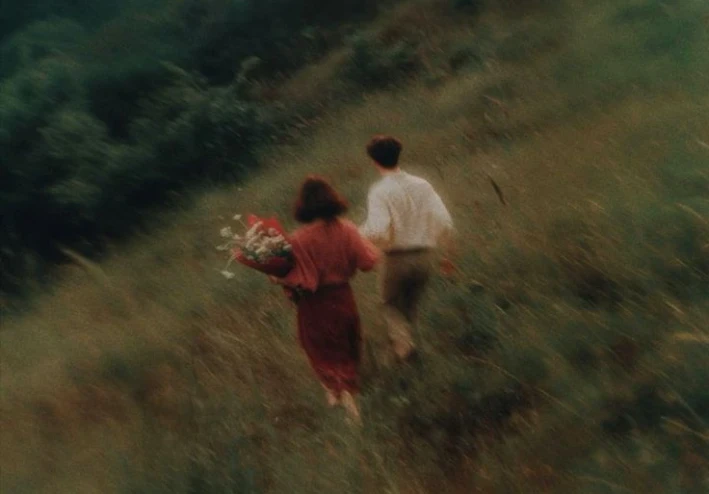 ✴️ الجزء الثاني من رواية “أنفاس لا تُرى” — العلامة الأولى