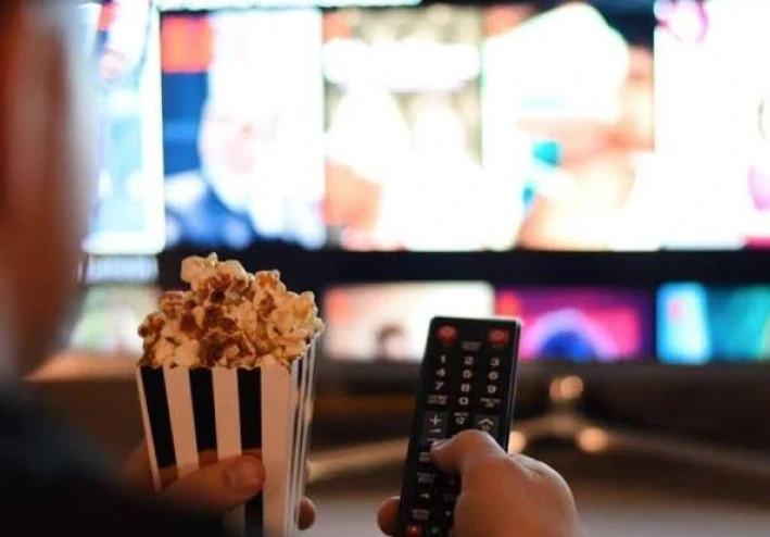 📺 أفضل 10 مواقع مجانية لمشاهدة جميع المسلسلات والأفلام العربية والهندية والأجنبية والتركية والكورية – دليل شامل 2026/2025