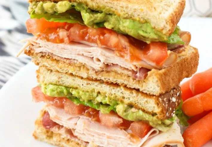 🍽️ أسرع وصفات 10 دقائق لكل وجبة — فطار، غداء، وعشاء في وقت قياسي