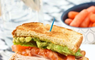 🍽️ أسرع وصفات 10 دقائق لكل وجبة — فطار، غداء، وعشاء في وقت قياسي