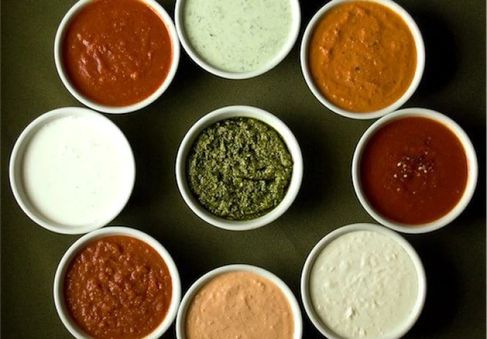 🧉 أشهر صوصات المطاعم العالمية وطريقة تحضيرها في البيت: أسرار ماكدونالدز وكنتاكي وهارديز وبرجر كينج