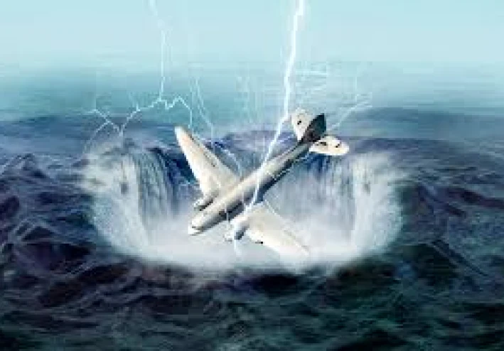 🐍 بحيرة قارون… المثلث الغامض الذي لا ينام