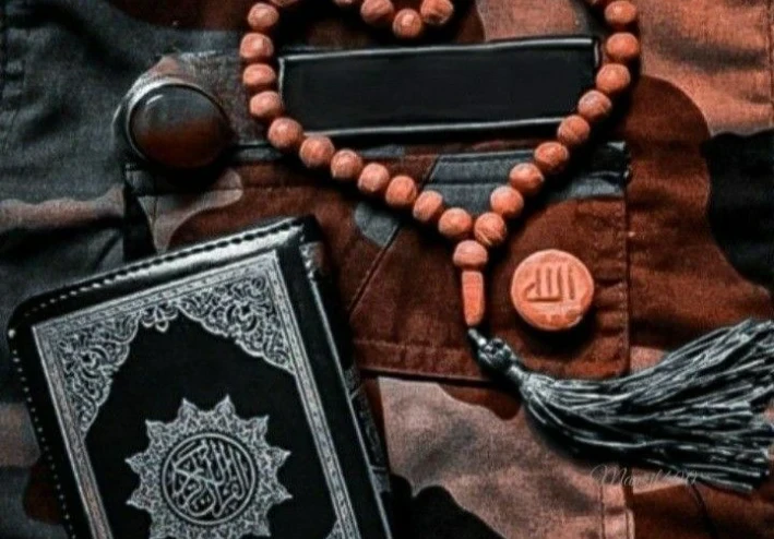 التفسير الميسر في القرآن الكريم لسورة الواقعة 🤗🤍