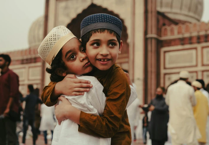 "لماذا الأخوة في الإسلام؟"