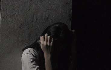 المرأة ليست قضية بل كلمة قوية 