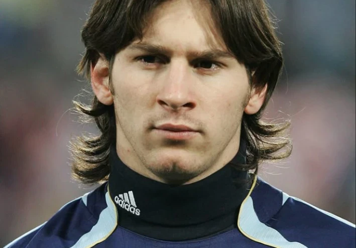 قصة حياة النجم الارجنتيني : ليونيل ميسي