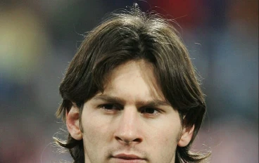 قصة حياة النجم الارجنتيني : ليونيل ميسي