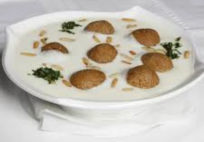 🥣✨ كبة لبنية على أصولها  - طبق شامي دافئ بطعم لا يُنسى