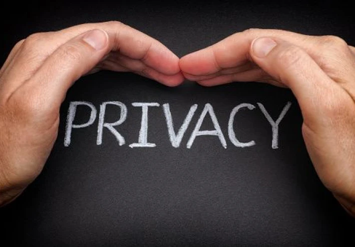 🔐 ازاي تحمي خصوصيتك على السوشيال ميديا؟ دليل شامل يحميك من الاختراق والاستغلال