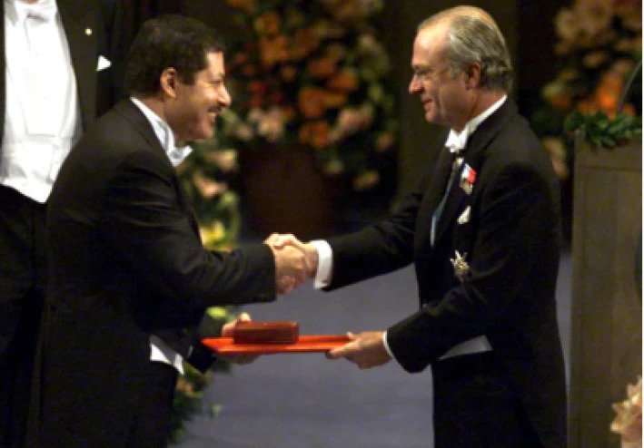 العالم احمد زويل