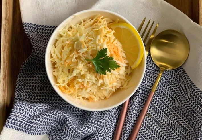 🥗 طريقة عمل سلطة الكول سلو الأصلية في البيت بخطوات سهلة وطعم المطاعم