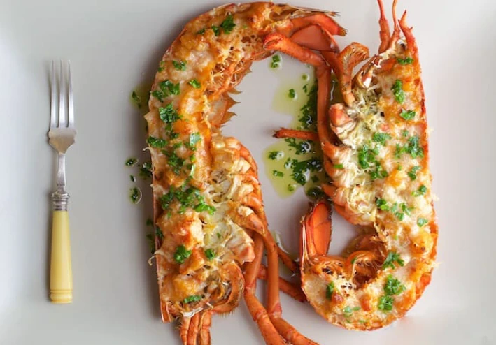 🦞 لوبستر ترميدور - وصفة فرنسية فاخرة بطعم لا يُقاوم 🍽️✨ 🌟 مقدمة
