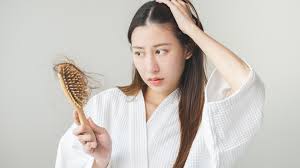 صورة مقال هذه هي الأمراض التي يمكن أن تكشف عن حالة شعرك