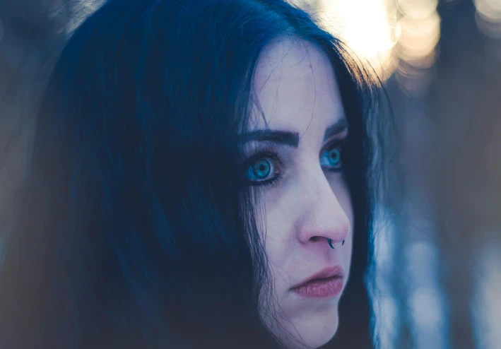 زرقاء اليمامة | قصة المرأة التي رأت الشجر يسير