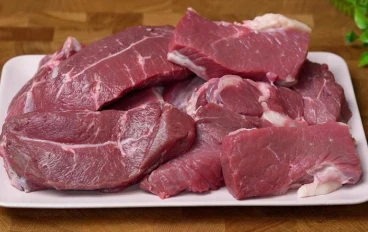 جزار يحذر من الخطأ الذي يرتكبه الكثير من الناس بعد شراء اللحوم: "لا شيء يحدث له على الإطلاق"