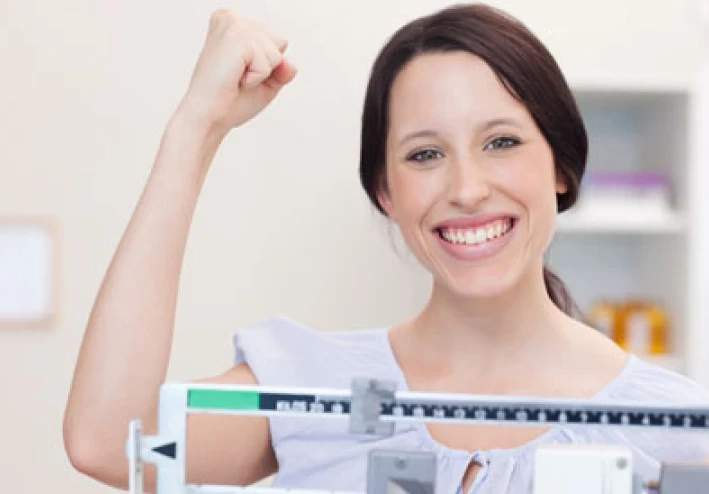 "إذا فقدت أكثر من كيلوغرامين من الوزن في الأسبوع ، فمن المحتمل جدا أنك لا تخسر الدهون"