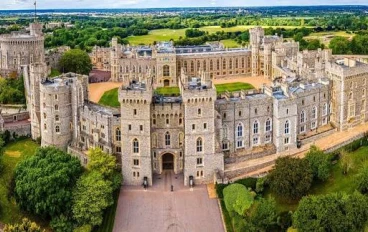   قلعة وندسور في إنجلترا