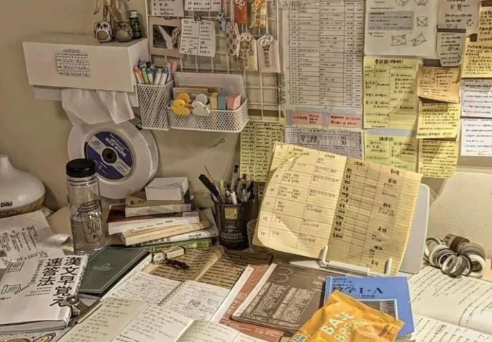 📚 تنزيل كتاب الأضواء للصف الأول الثانوي 2026 مجانًا PDF – الترم الثاني