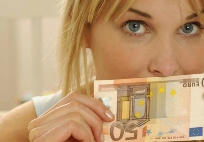 "كل ما يستحق له عقوبة ، تنازل وتضحية ، ولكن من هناك تستخرج القيمة إلى الحياة"