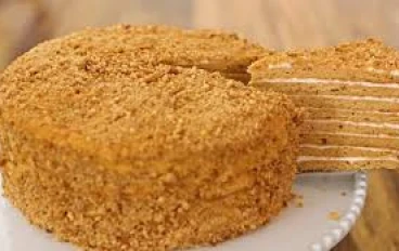 🍯 كيكة العسل - حلوى منزلية بنكهة دافئة وقوام طري يناسب كل الأوقات 🍰✨