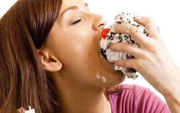 التحلية بالفواكه: لماذا لا يوافق خبراء التغذية في بعض الأحيان