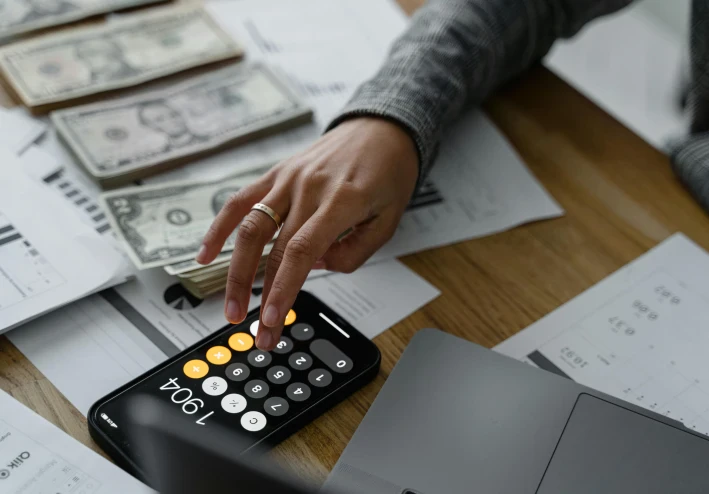 هاتفك ليس للترفيه فقط: دليلك الشامل لتحقيق "الثراء الرقمي" بأحدث استراتيجيات 2026 التي يخفيها المحترفون!