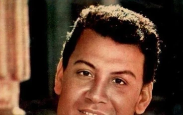 محمد رشدي: صوت الأرض والناس