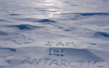 ماذا تخفي القاره المتجمدة ؟