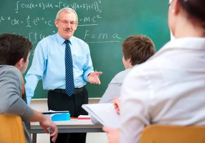 التلقين يقتل التعليم