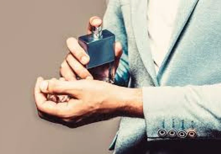 "العطور تتواصل مع العواطف وتؤثر على الثقة واحترام الذات"