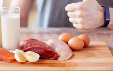  "إذا كنت لا تستهلك البروتين ، فسوف يكسر الجسم العضلات للحصول عليه"