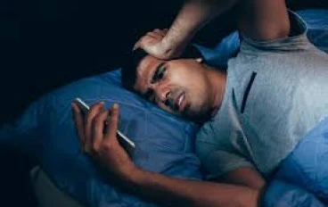   للتوقف عن الإفراط في التفكير والخروج من الحلقة: "علينا أن نختار الفكر الذي نولي أهمية له"