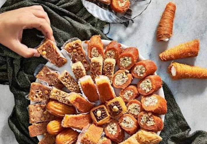 الحلويات العربية و تاثيرها على الثقافة و الهوية