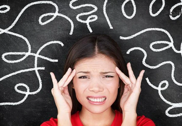 "لا تحجب الأفكار السلبية ، فقط لا تهتم بها حتى تفقد قوتها"