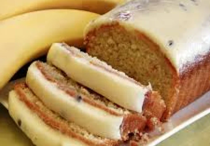 🍌🎂 كيك الموز -  وصفة سهلة بطعم غني وقوام هش