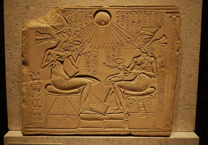 ملكات العمارنة بين التاريخ والاتهام