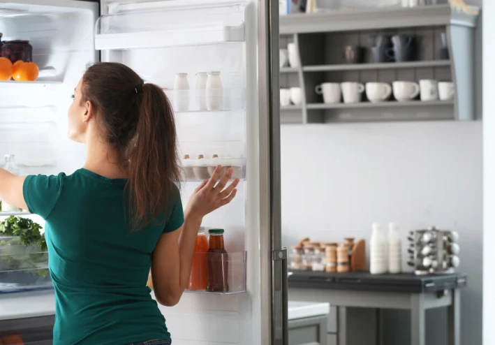 عندما يظهر الجوع في منتصف الصباح فقط في الأيام اليومية في المكتب