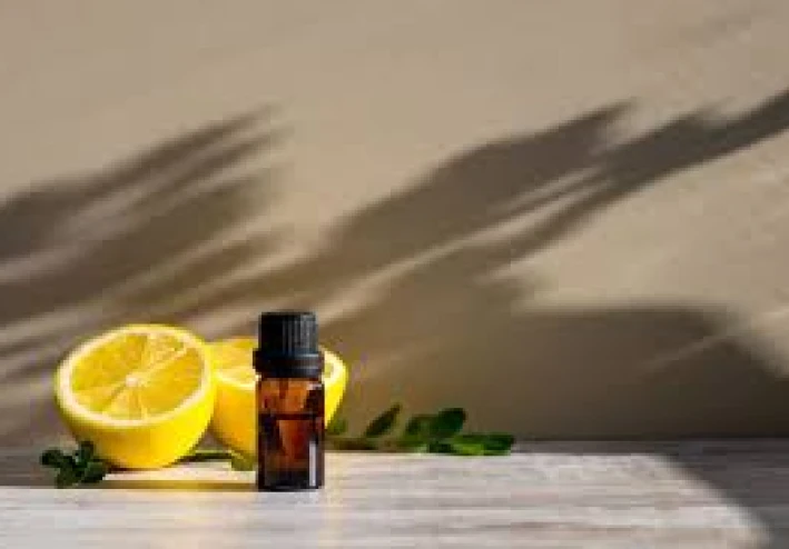 عندما يفعل العطر نفس الشيء مثل أخصائي العلاج الطبيعي ، ولكن دون أن يضر: رائحة التين للاسترخاء والبرتقال لإيقاظ العضلات