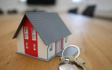 🏠 هل الوقت مناسب لشراء شقة في مصر 2026؟ تحليل شامل لسوق العقارات + نصائح عملية