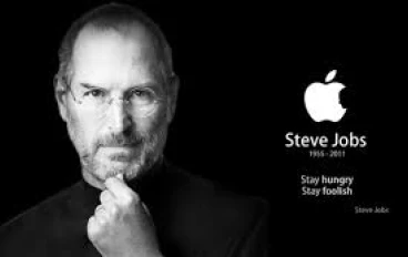 من حياة الفقر إلى العالمية: قصة نجاح ستيف جوبز