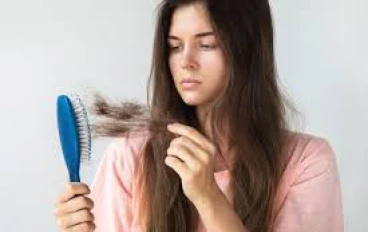 50٪ من النساء فوق سن 40 لديهن تغيرات في صحة شعرهن